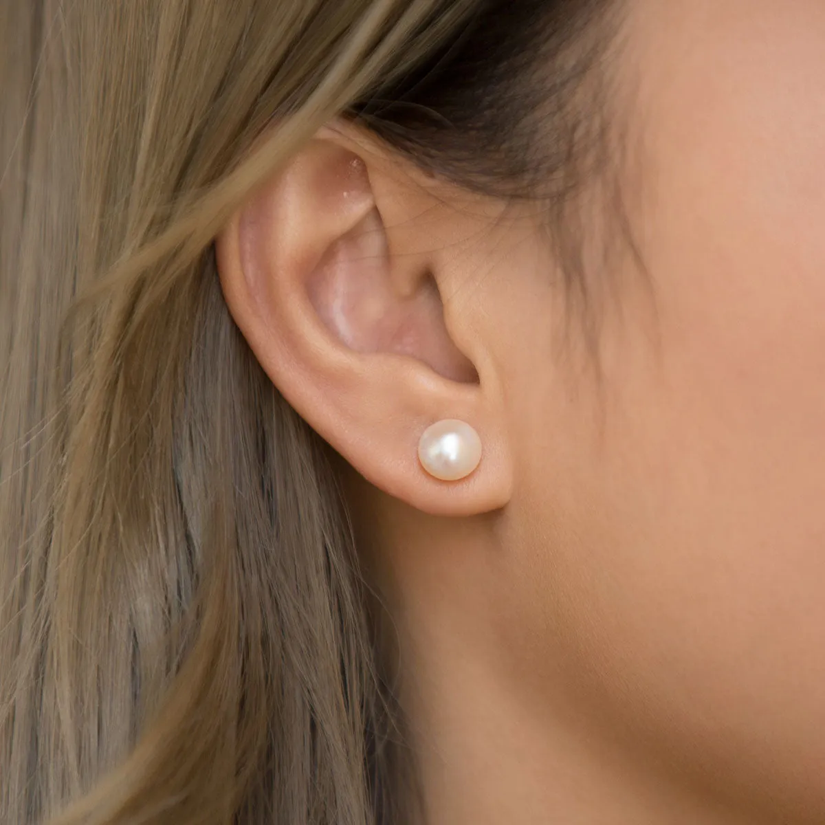 Freshwater Pearl Stud Earrings