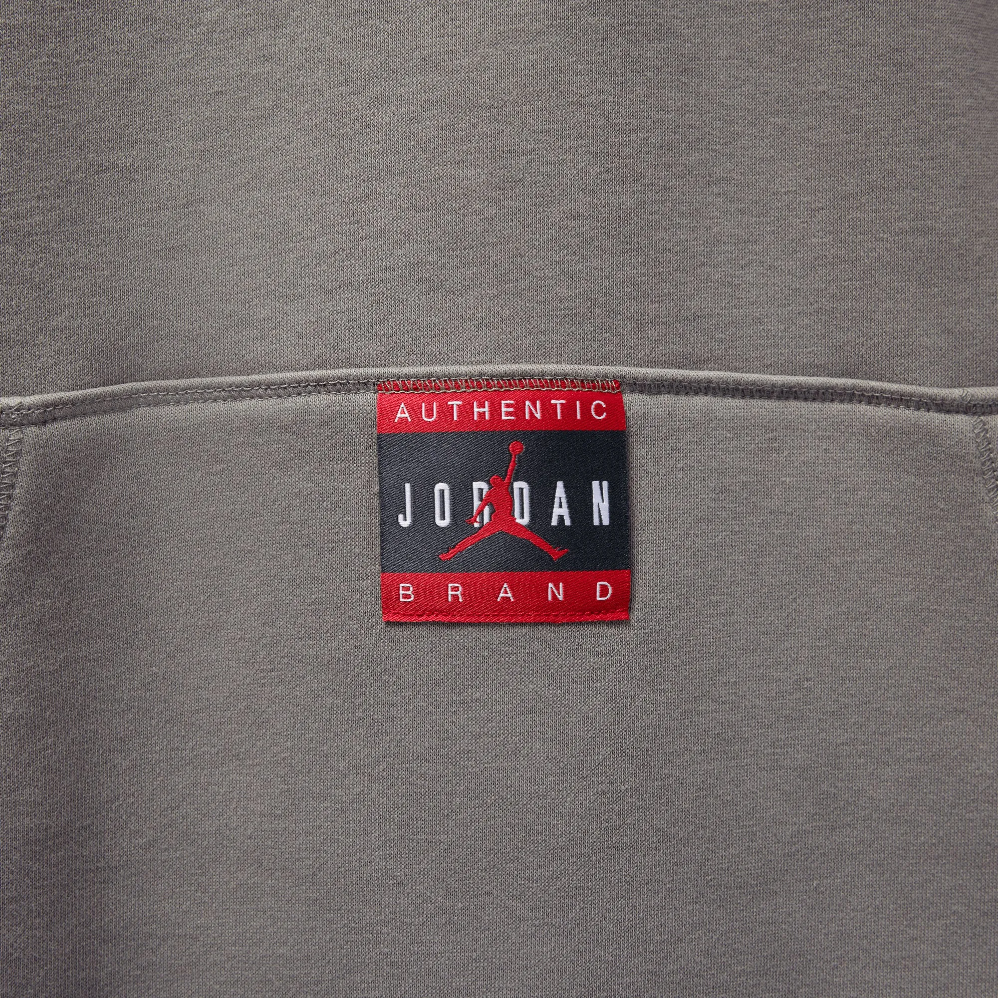 JORDAN | BROOKLYN FLEECE PULLOVER HOODIE { FLAT PEWTER/GYM RED