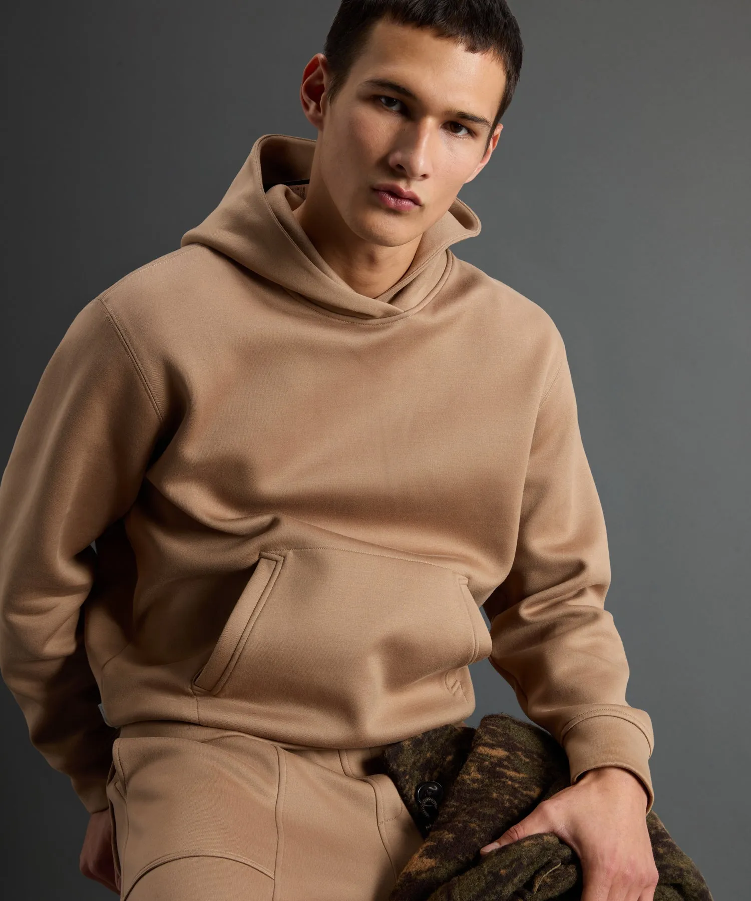 Todd Snyder X Woolrich Luxe Tech Hoodie in Camel